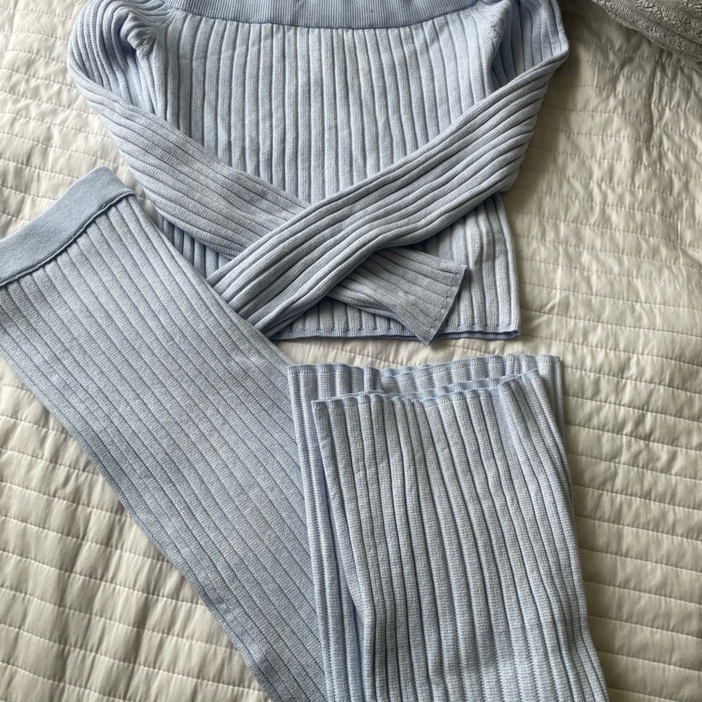 AERI SWEAT SET